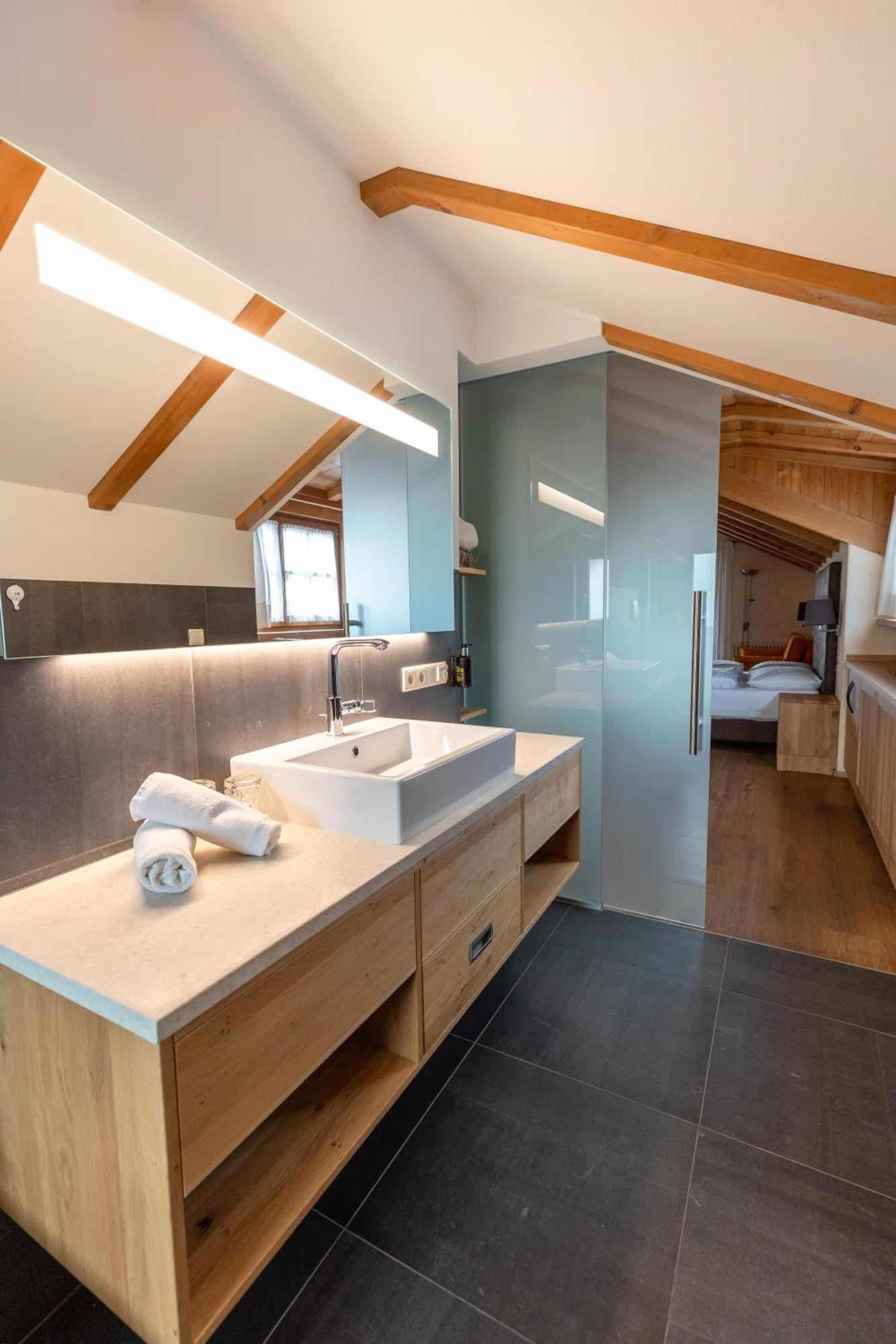 Der Unterwirt Guesthouse And Restaurant Chiusa Luaran gambar
