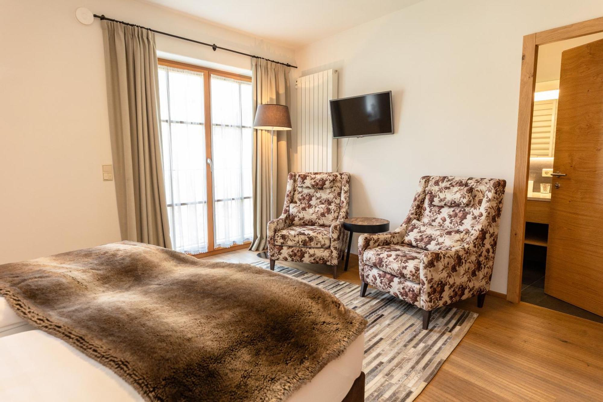 Der Unterwirt Guesthouse And Restaurant Chiusa Luaran gambar